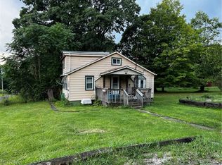 785 Linden Ave, Masury, OH 44438