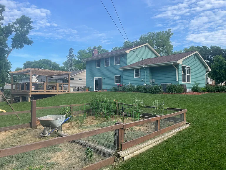 12405 Shirley St — Photo 4