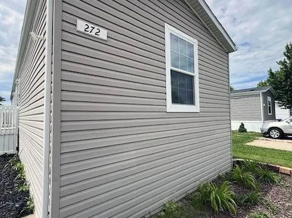 272 Grand River Dr, Adrian, MI 49221