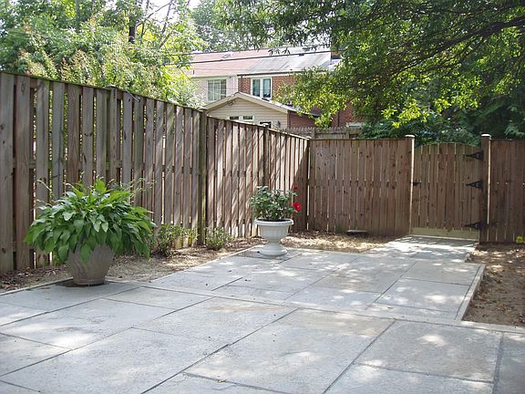 2nd image of 1518 Dogwood Dr