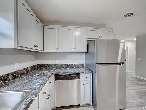 5th image of 3712 Burnham Way