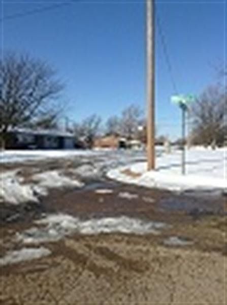 2nd image of 1302 W Western Ave