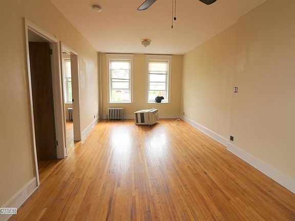 2nd image of 3711 9th St APT 6