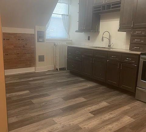 2nd image of 1606 Genesee St Suite 10