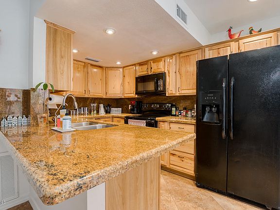 5th image of 14640 N Yerba Buena Way APT B