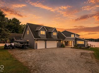1220 Shoreline Dr, Cicero, IN 46034
