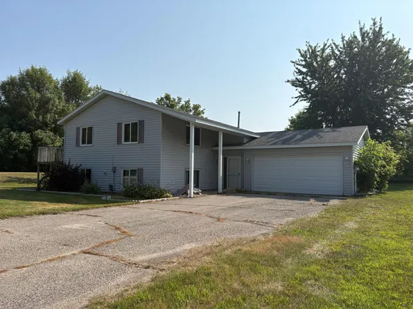 19900 Sunny Ln, Starbuck, MN 56381
