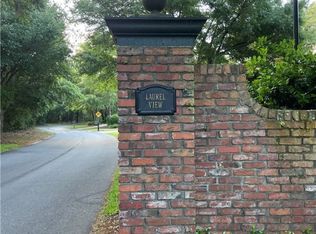 115 Laurel View Dr, Saint Simons Island, GA 31522