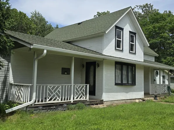 28013 Tucker St NE, Isanti, MN 55040