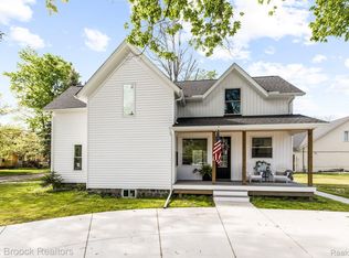 245 N Bailey St, Romeo, MI 48065