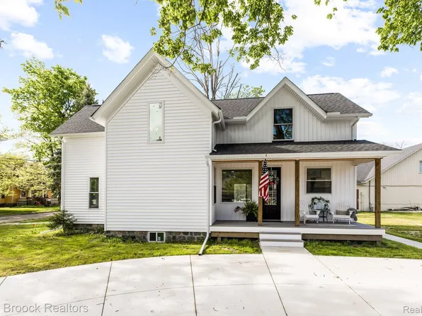 245 N Bailey St, Romeo, MI 48065