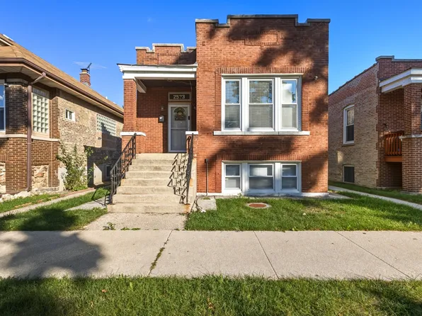 2523 S 58th Ct, Cicero, IL 60804