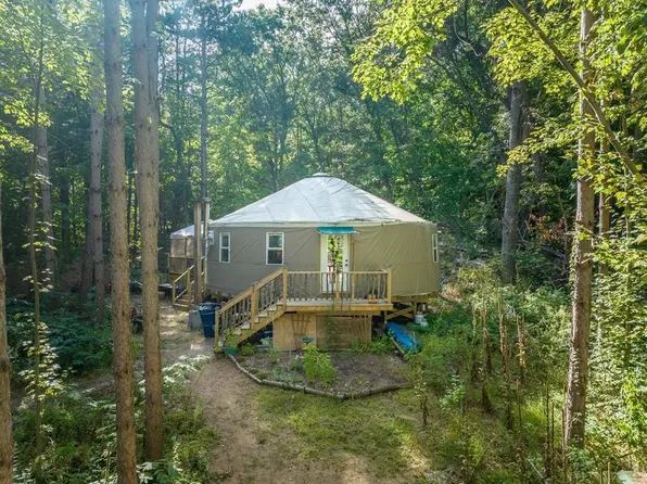 N2193 220th St, Elmwood, WI 54740