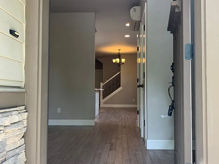 ADS457 — Photo 3