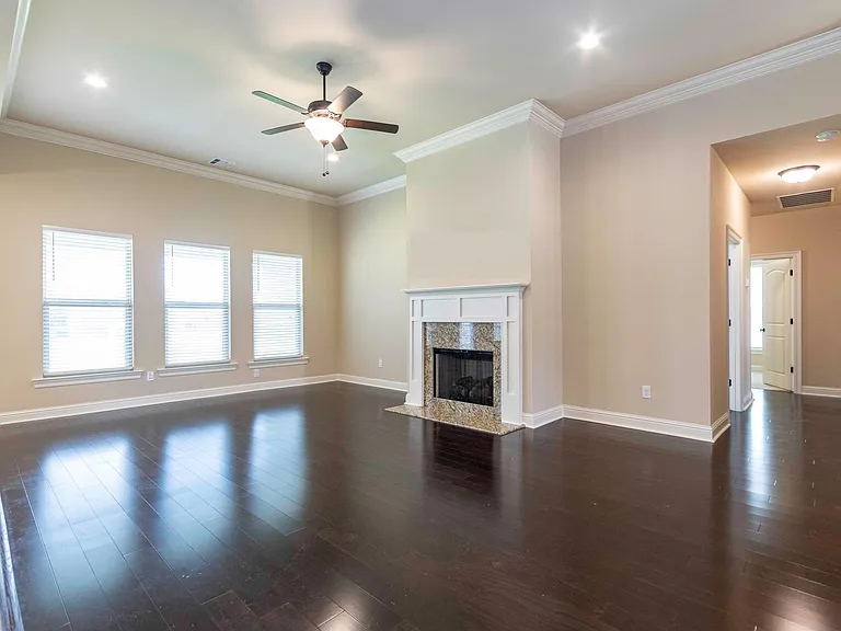 112 Melanie Rose Dr — Photo 5