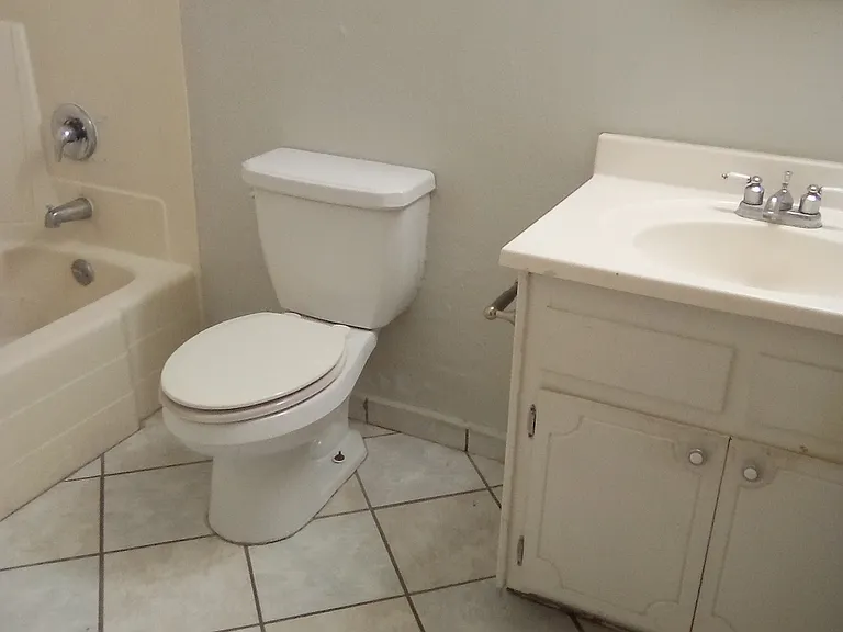 3515 E Thomas Ave #2 — Photo 6