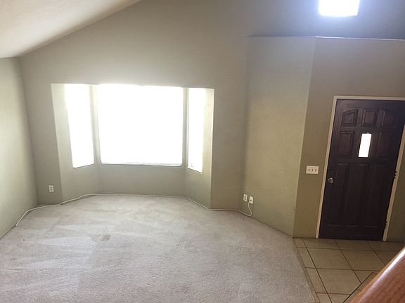 5th image of 3070 Christianne Cir