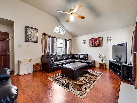 2nd image of 1710 Twin Court Pl