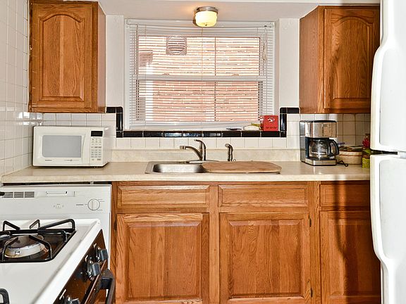 4th image of 5406 Loughborough Ave