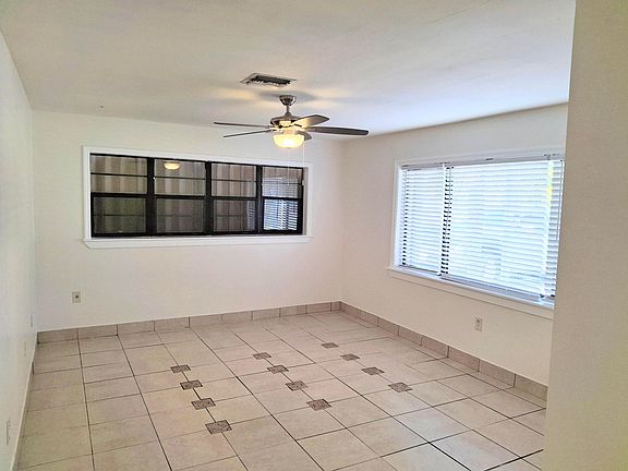 4th image of 4140 Rochester Street