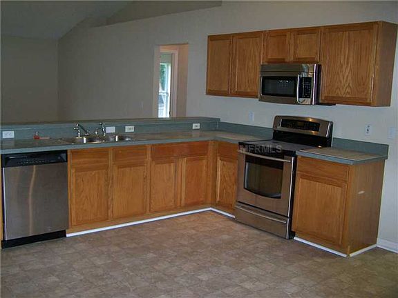 5th image of 579 Antelope Dr