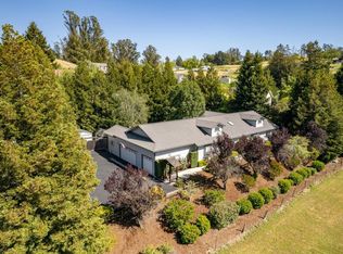 2 Loma Linda Dr, Cotati, CA 94931