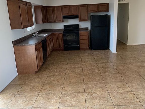 5th image of 140 Maricopa Dr
