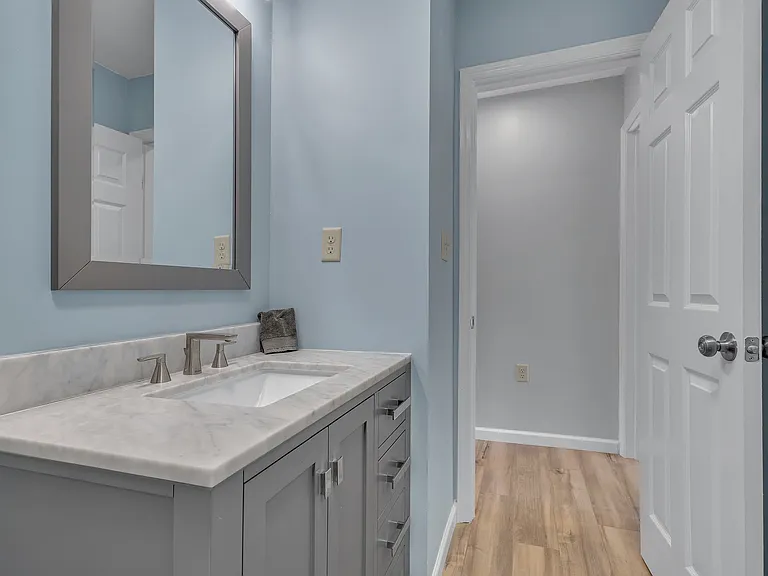 1406 Container Way — Photo 18