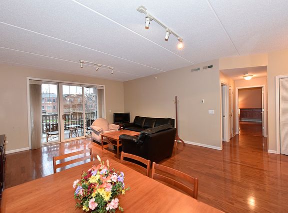 3rd image of 950 Augusta Way APT 214