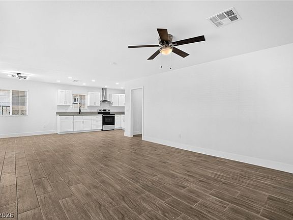 5th image of 617 N 11th St
