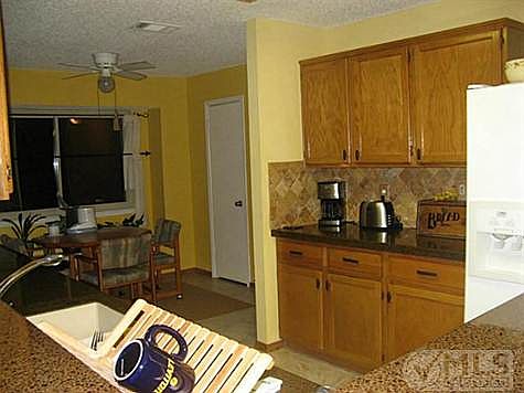 3rd image of 2911 Menlo Park Ln