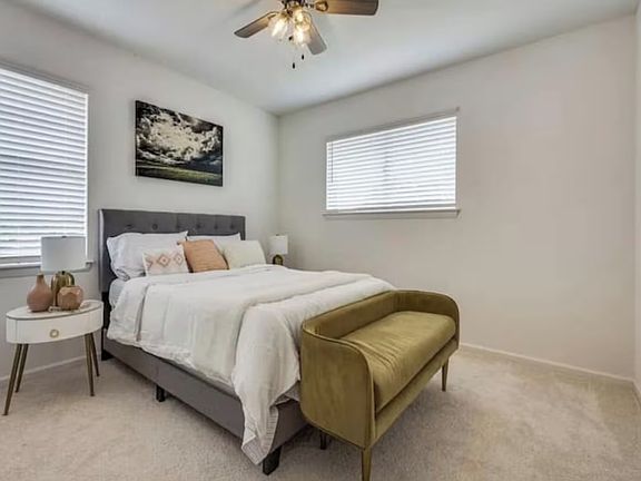 4th image of 9040 Meadow Ln