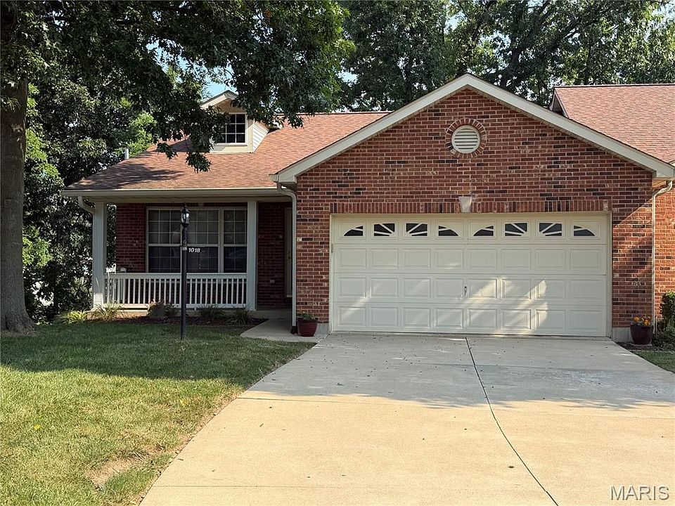 1st image of 1018 Lexington Estates Dr
