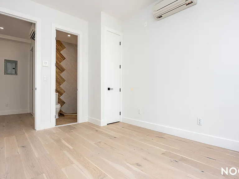 491 Evergreen Ave #3B — Photo 15