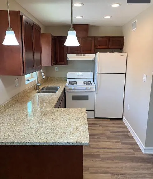 187 N Awbrey St #1 — Photo 3