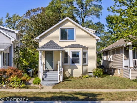 317 E Cambourne St, Ferndale, MI 48220