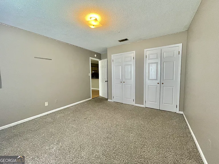 202 Eagle Ct — Photo 11