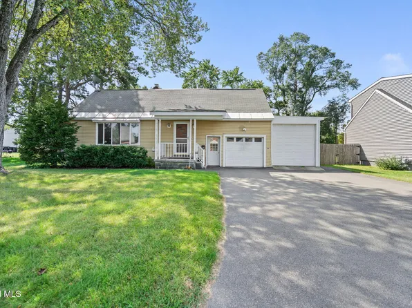 1039 Bill Road, Rotterdam, NY 12303