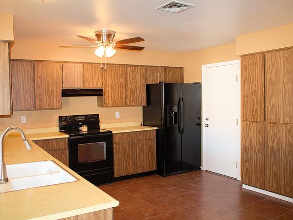 5th image of 6508 W Vogel Ave