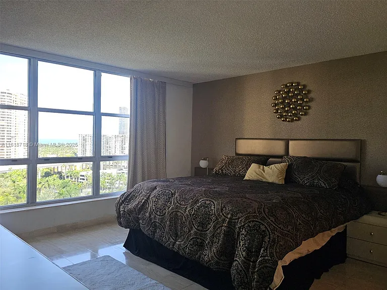 3600 Mystic Pointe Dr #1607 — Photo 6