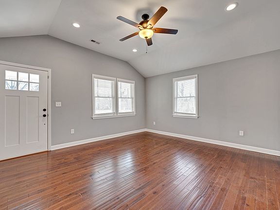 2nd image of 209 E Lawson St