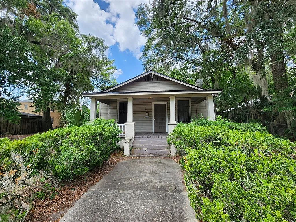 3 bed, 1.0 bath, 1146 sqft, $1,600 — Photo 4