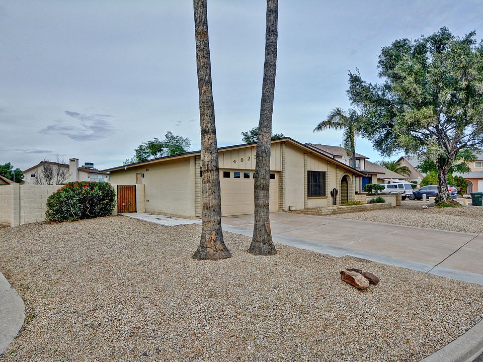 1st image of 4923 W Torrey Pines Cir