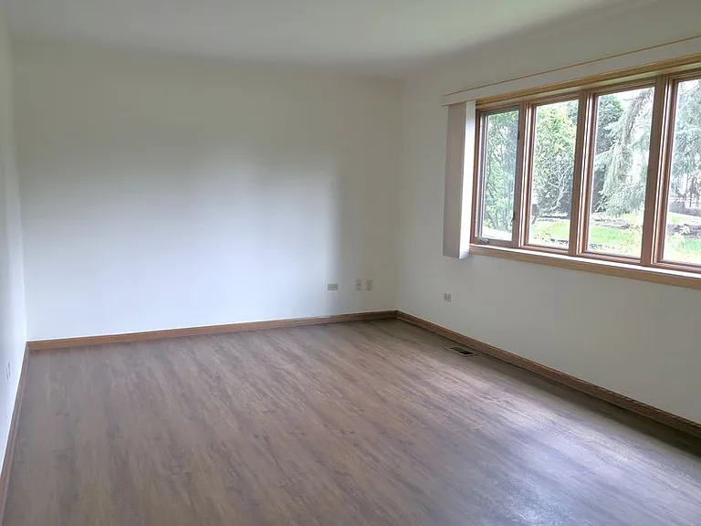 9234 Windsor Pkwy #0 — Photo 17