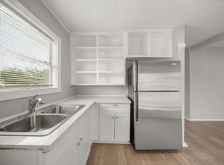 1723 W 5th St, Freeport, TX 77541