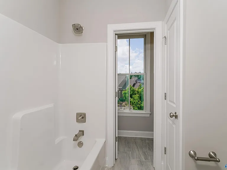 30 Pine St NW — Photo 13