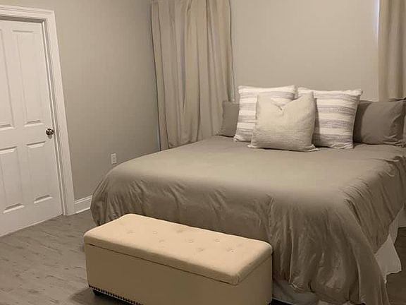 3rd image of 126 Juliana Way