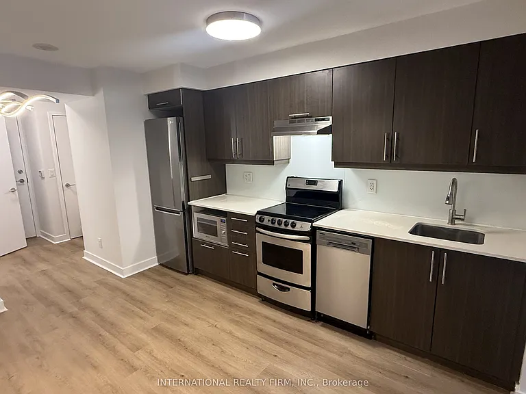 320 Richmond St E #208 — Photo 10