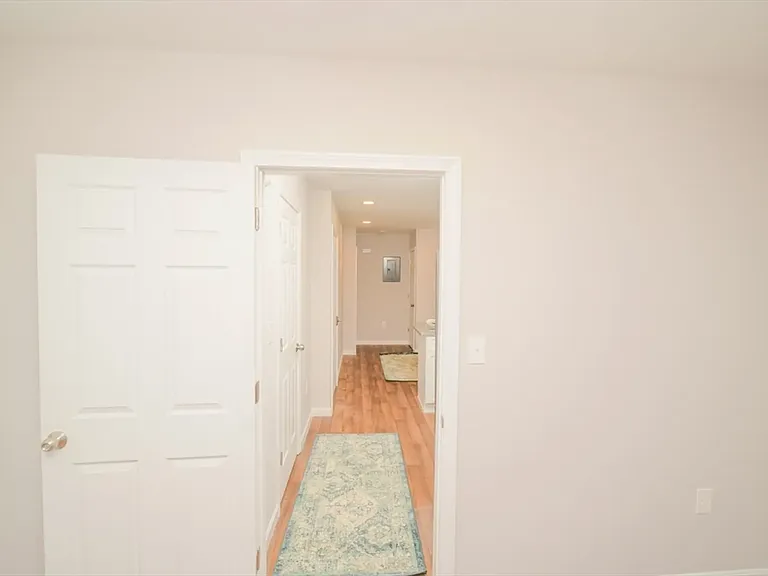 23 Warwick St #3 — Photo 14