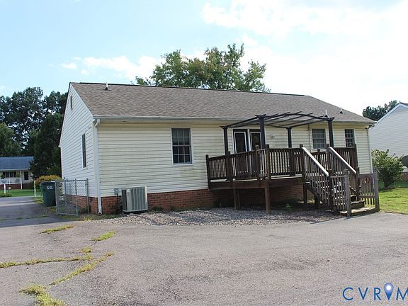 4th image of 3224 Pinefields Dr